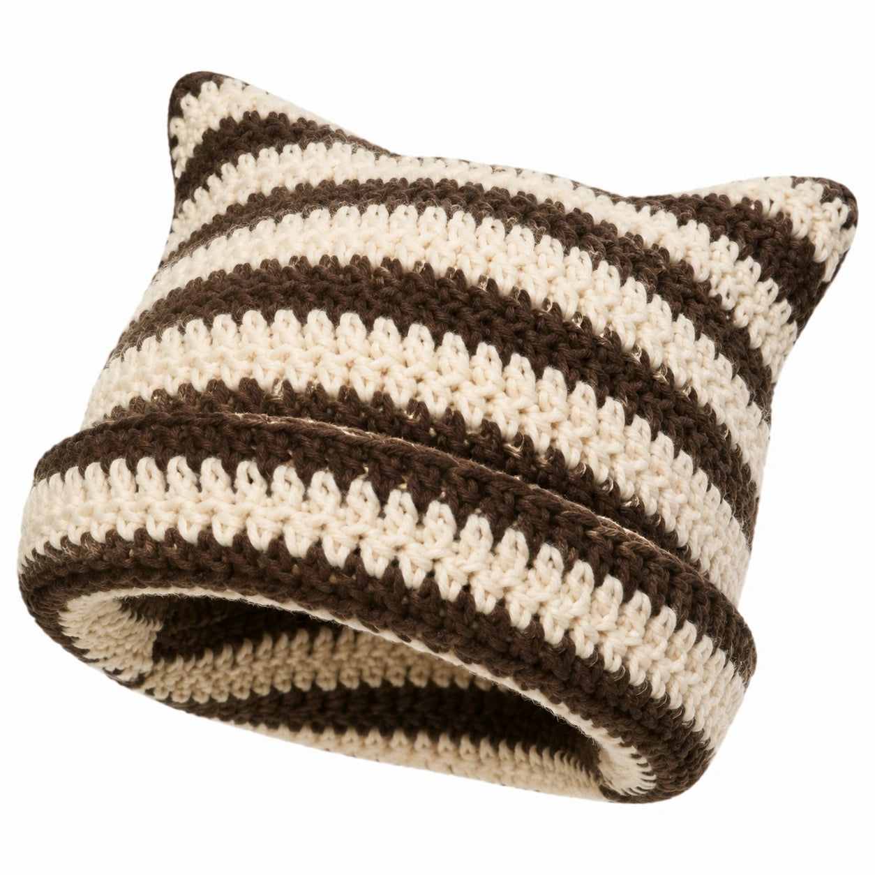 Bonnet rayé marron et beige avec oreilles de chat